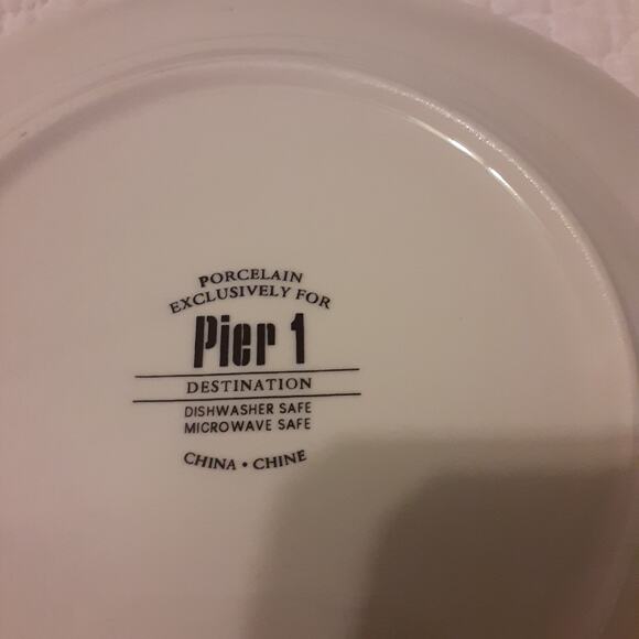 Pier 1 Destination Plates x4 Plus Hangers Travel Decorative Vibrant 7.5x7.5 - Picture 6 of 8